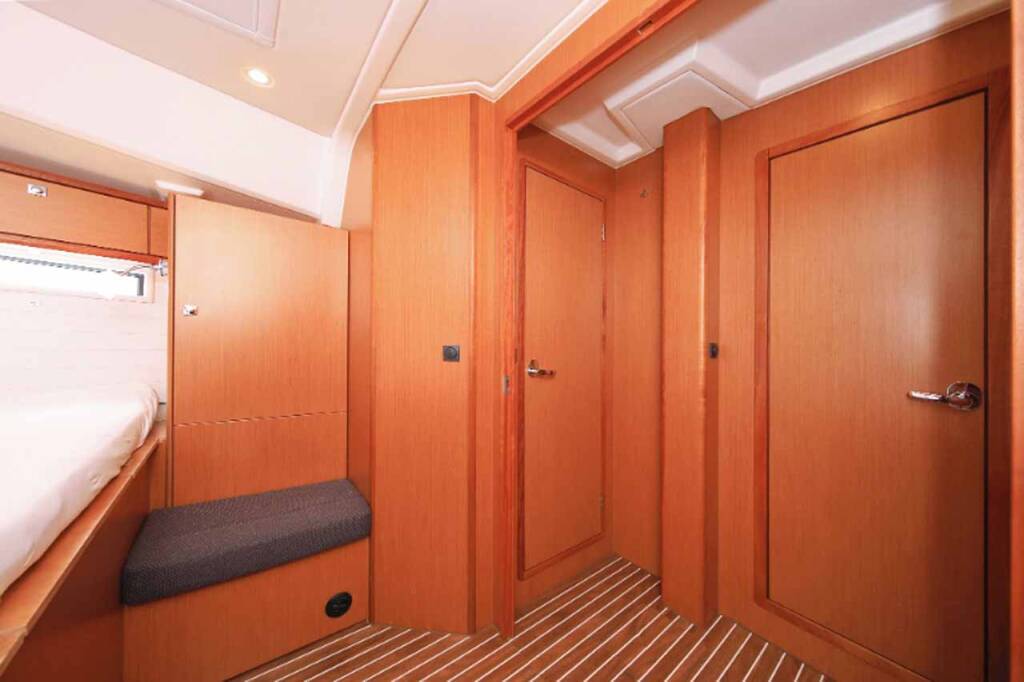 Sailing yacht Bavaria Cruiser 46 Attalya 2