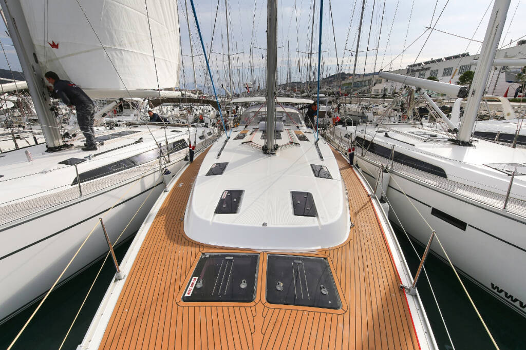 Sailing yacht Bavaria Cruiser 50 Lea Maria