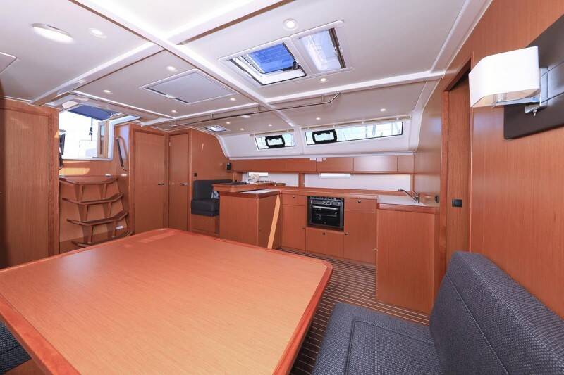 Sailing yacht Bavaria Cruiser 51 