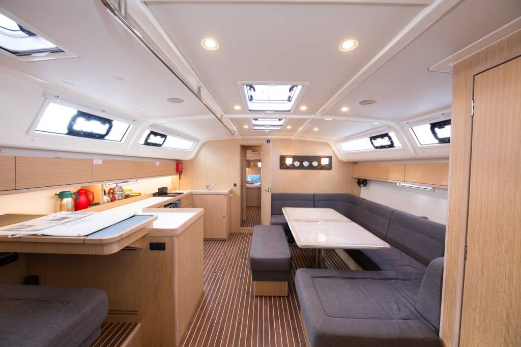 Sailing yacht Bavaria Cruiser 51 Bamboo