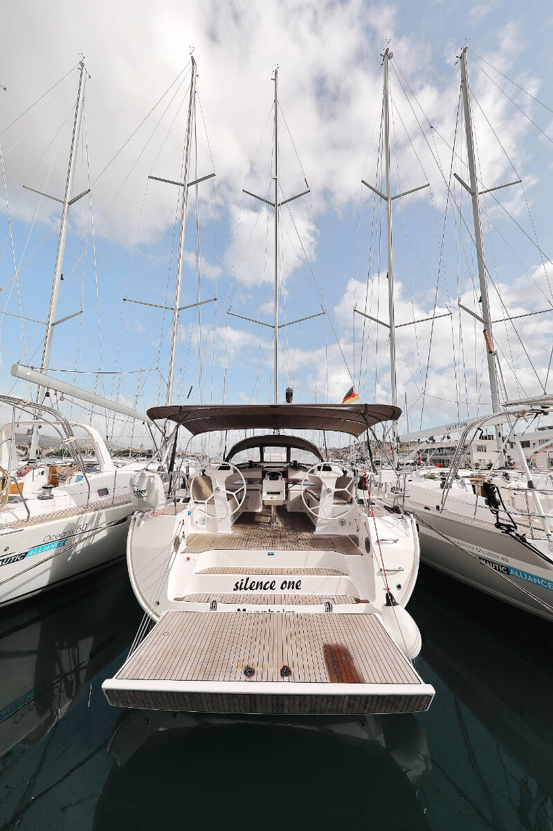 Sailing yacht Bavaria Cruiser 51 silence one