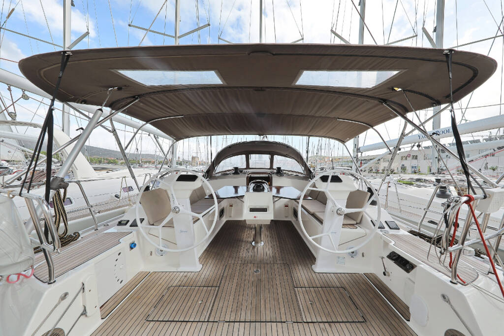 Sailing yacht Bavaria Cruiser 51 silence one