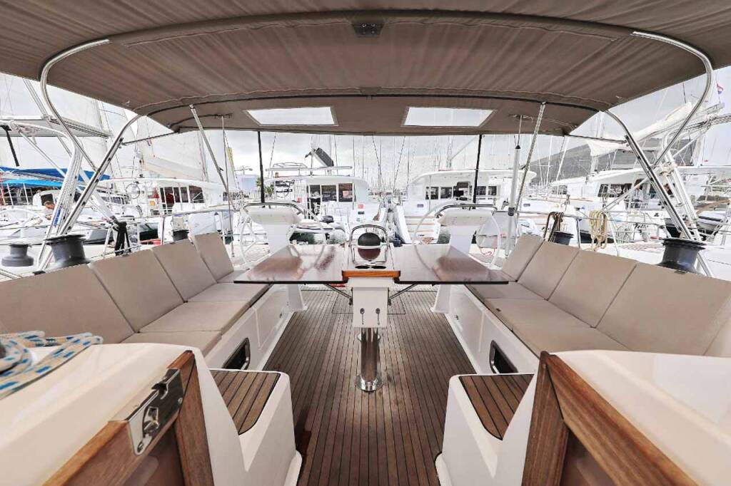 Segelyacht Bavaria Cruiser 51 silence one