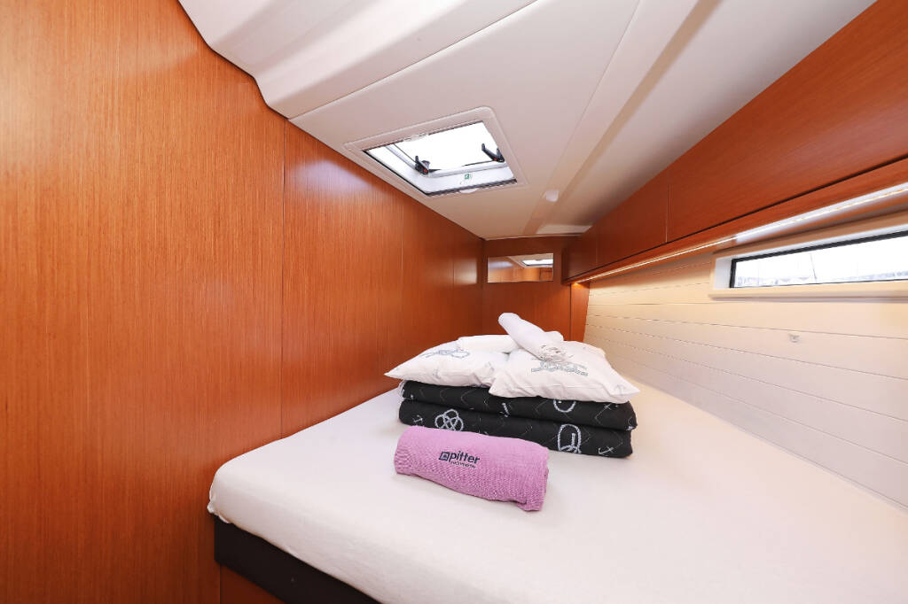 Sailing yacht Bavaria Cruiser 51 silence one