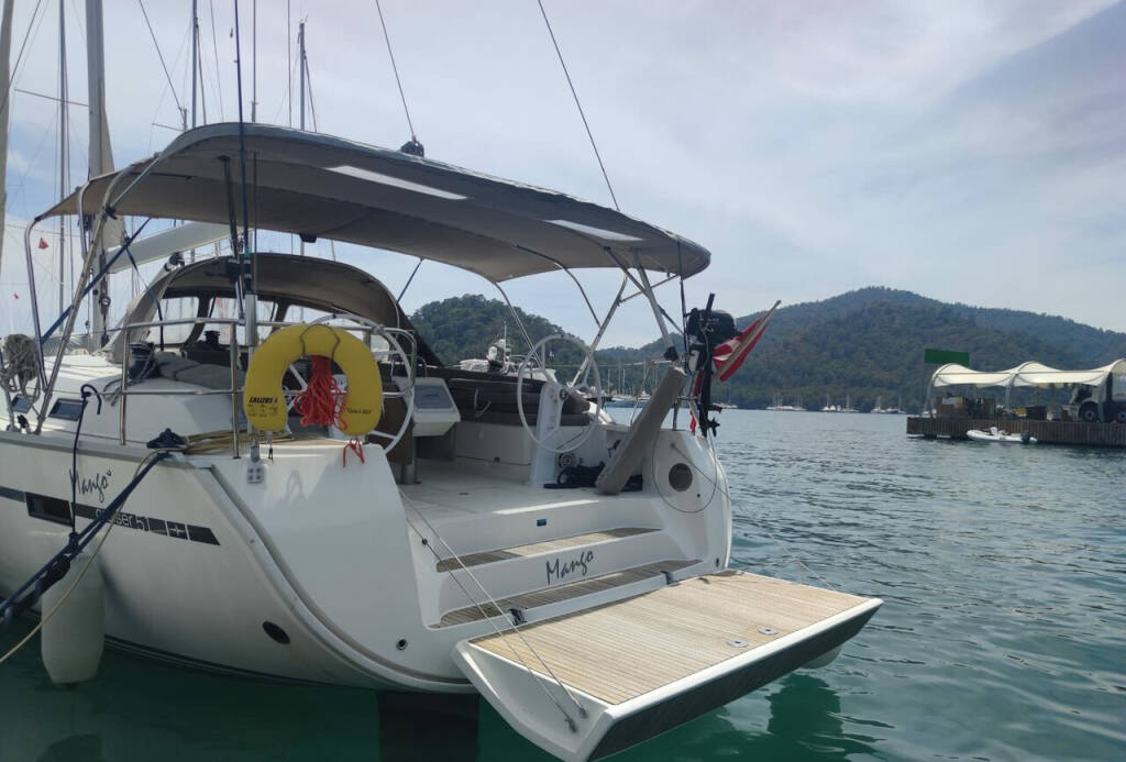 Sailing yacht Bavaria Cruiser 51 Mango