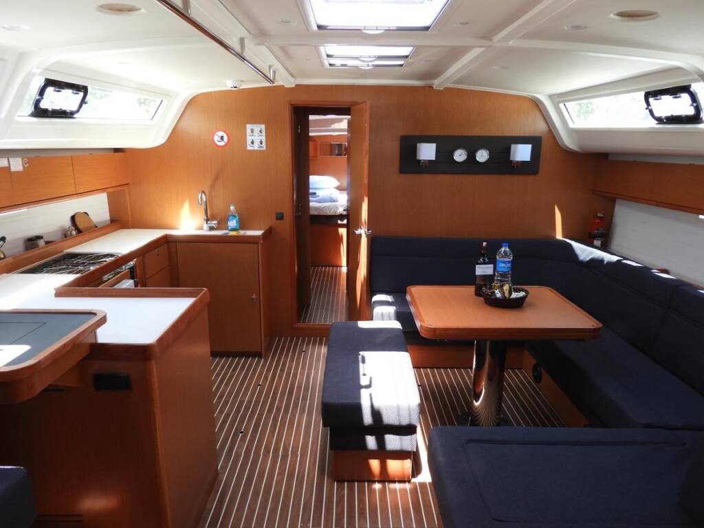 Sailing yacht Bavaria Cruiser 51 Mango