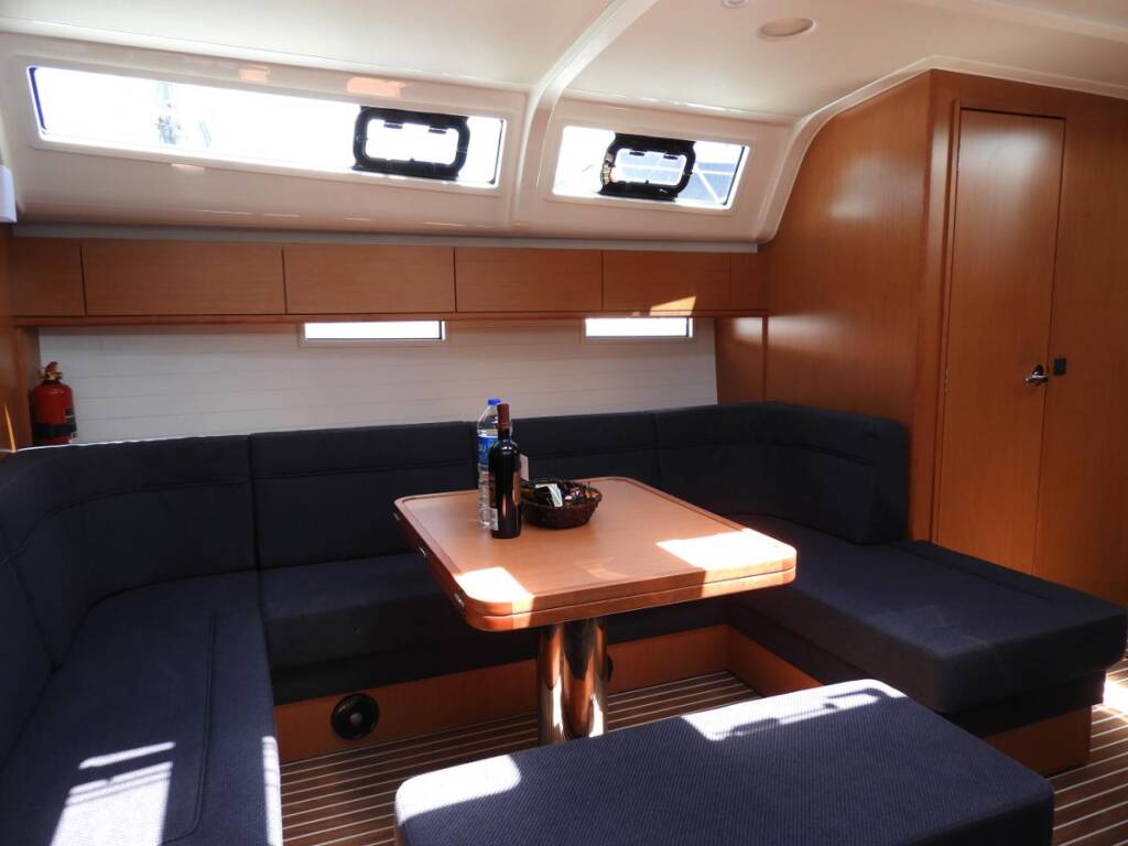 Sailing yacht Bavaria Cruiser 51 Mango