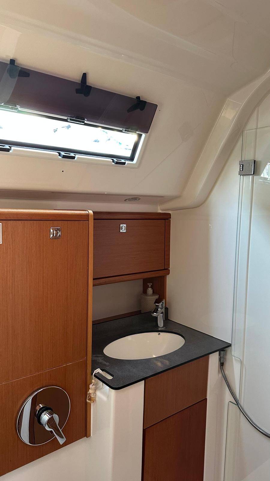 Sailing yacht Bavaria Cruiser 51 Mango
