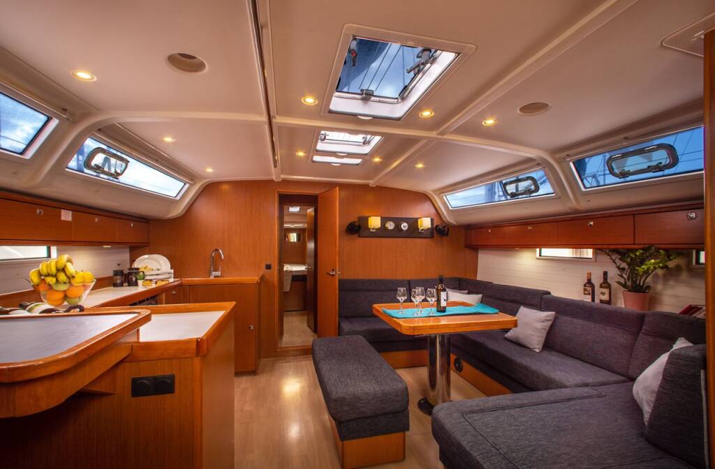 Sailing yacht Bavaria Cruiser 51 Philoctetes