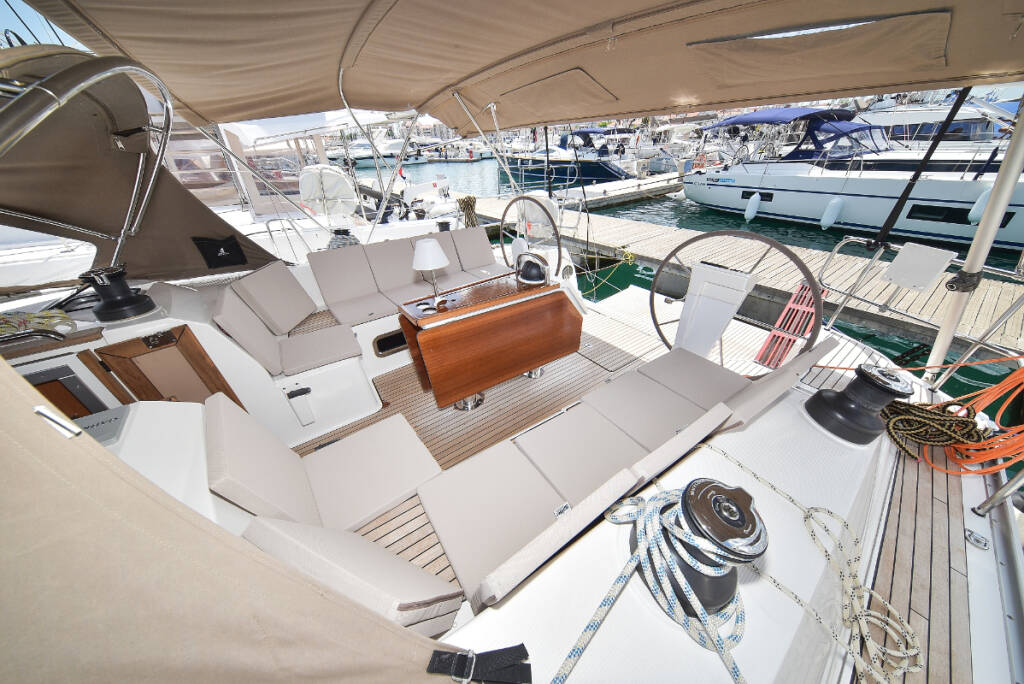 Segelyachten Bavaria Cruiser 51 