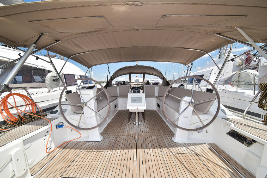 Segelyachten Bavaria Cruiser 51 