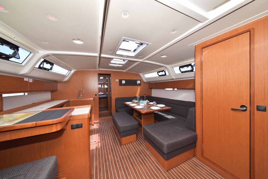 Segelyachten Bavaria Cruiser 51 