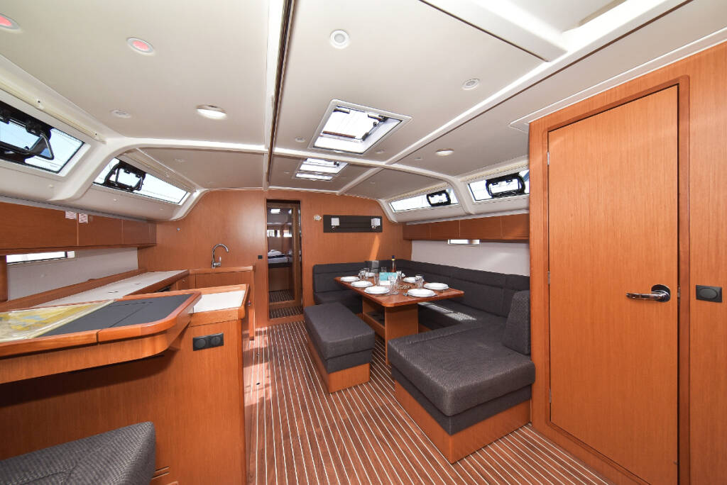 Segelyachten Bavaria Cruiser 51 