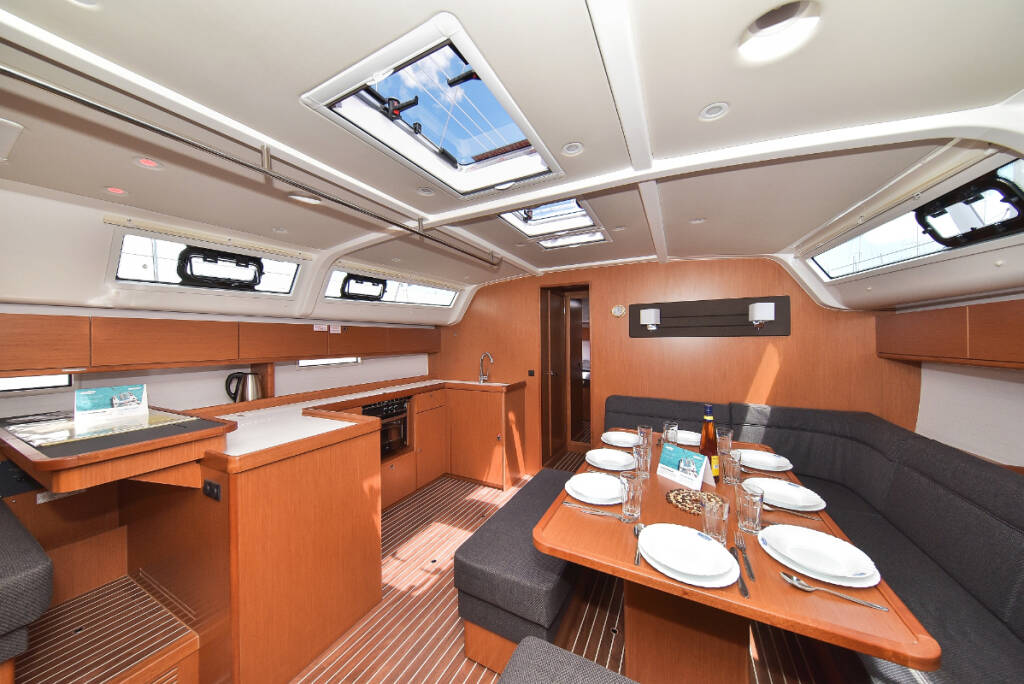 Segelyachten Bavaria Cruiser 51 