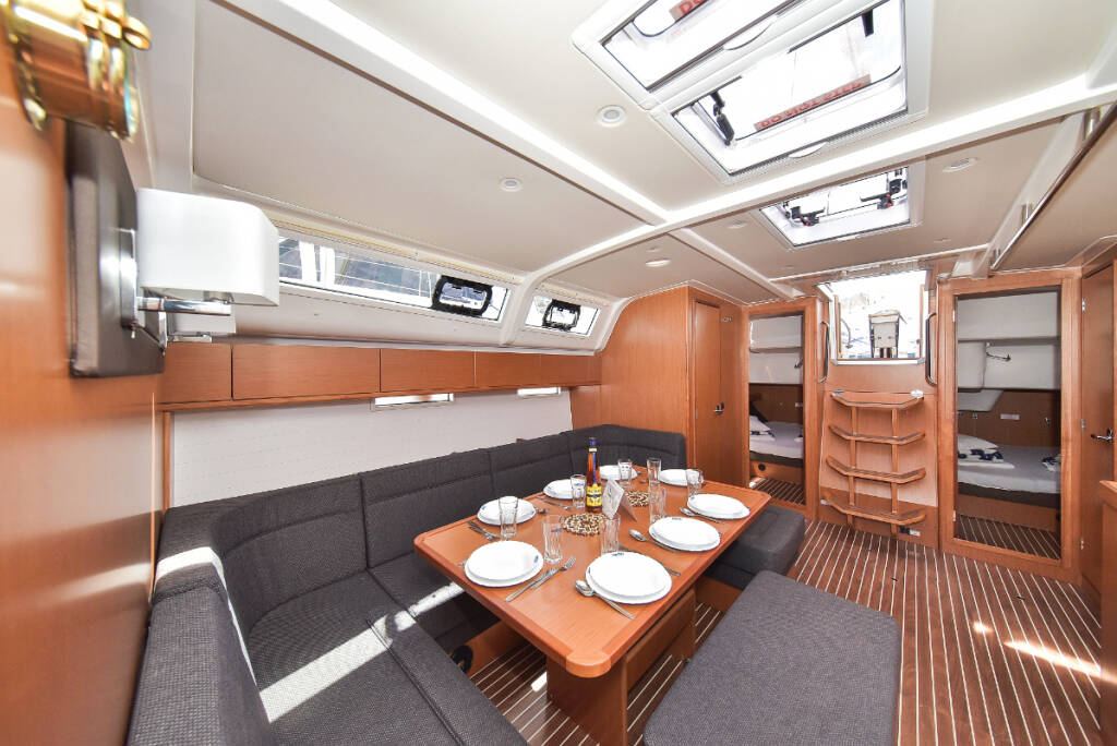 Segelyachten Bavaria Cruiser 51 