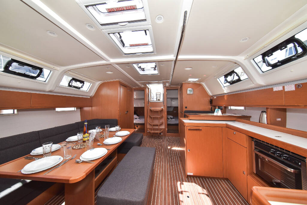 Segelyachten Bavaria Cruiser 51 