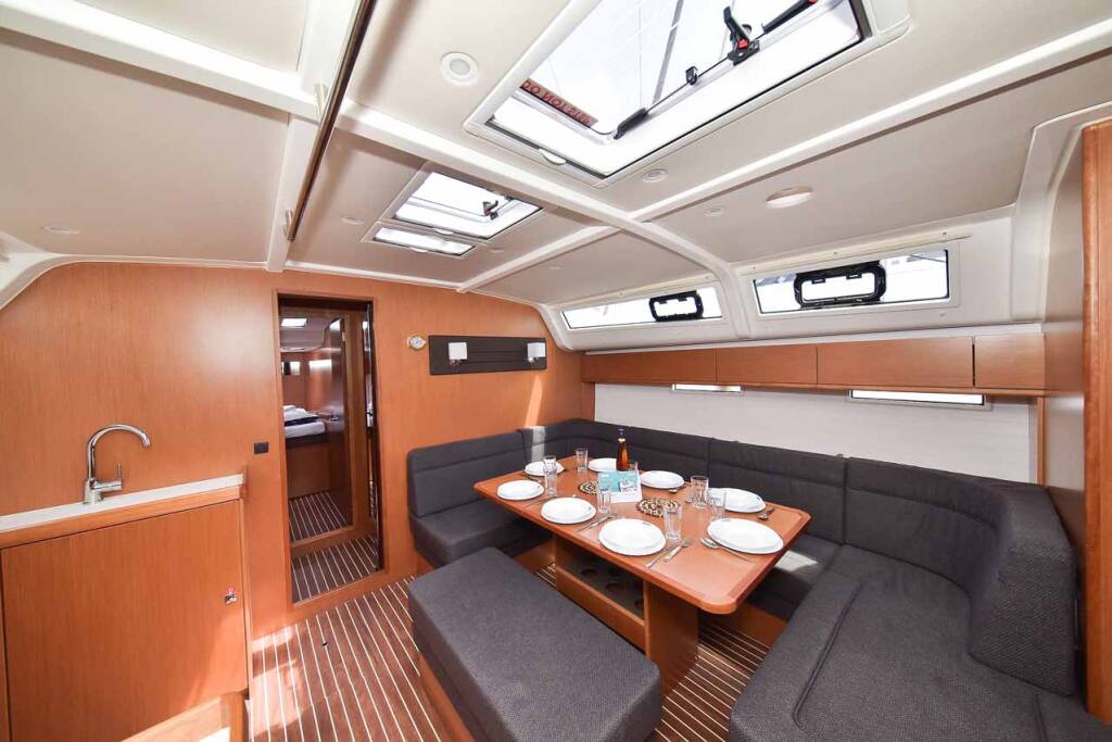 Segelyachten Bavaria Cruiser 51 