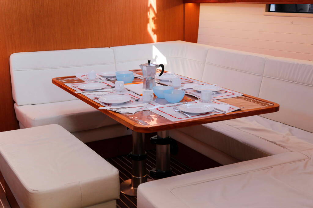 Sailing yacht Bavaria Cruiser 51 ECONOMY