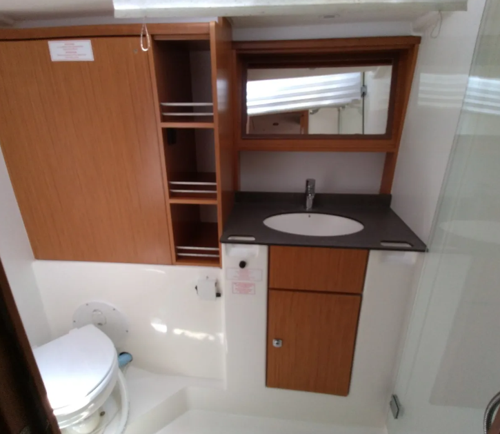 Sailing yacht Bavaria Cruiser 51 Gin Tonic