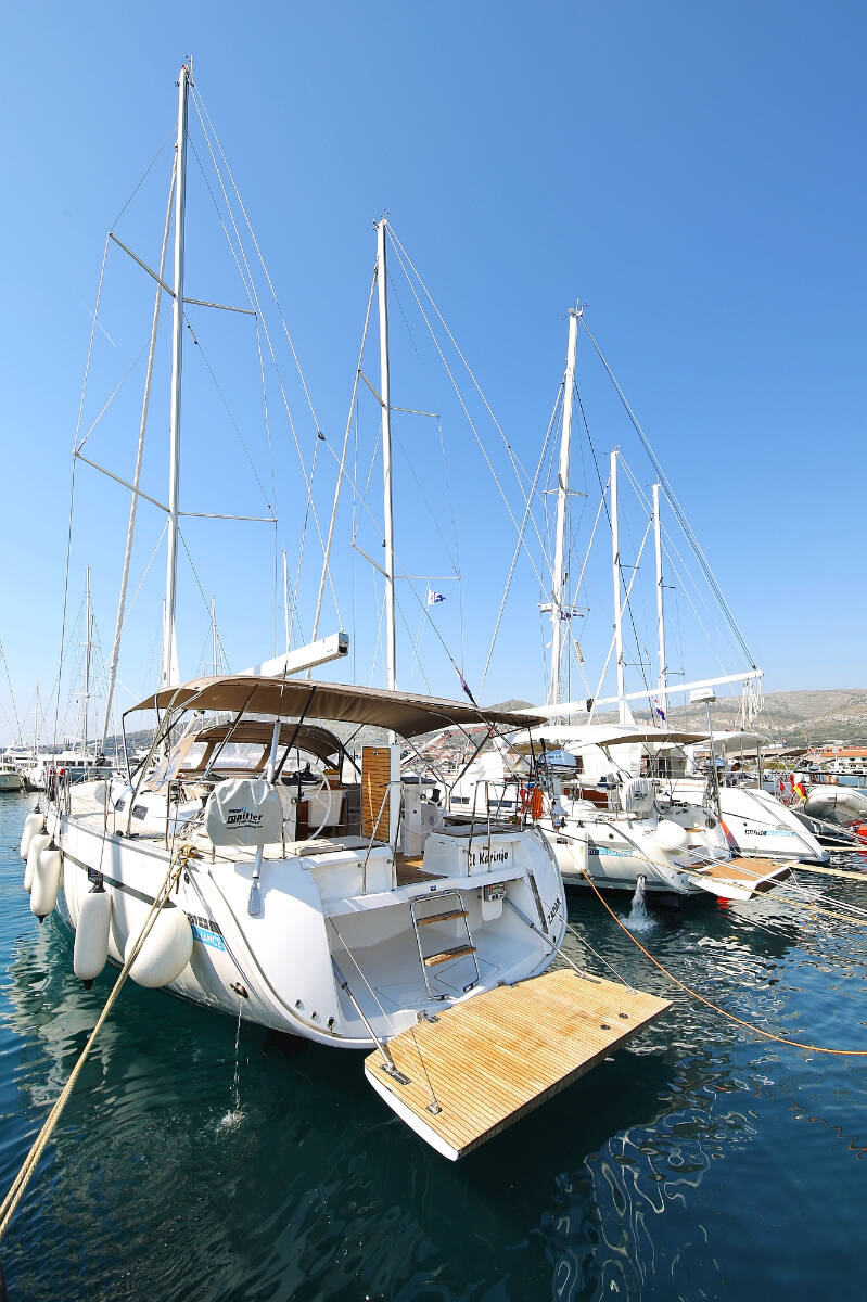 Sailing yacht Bavaria Cruiser 56 El Karinjo
