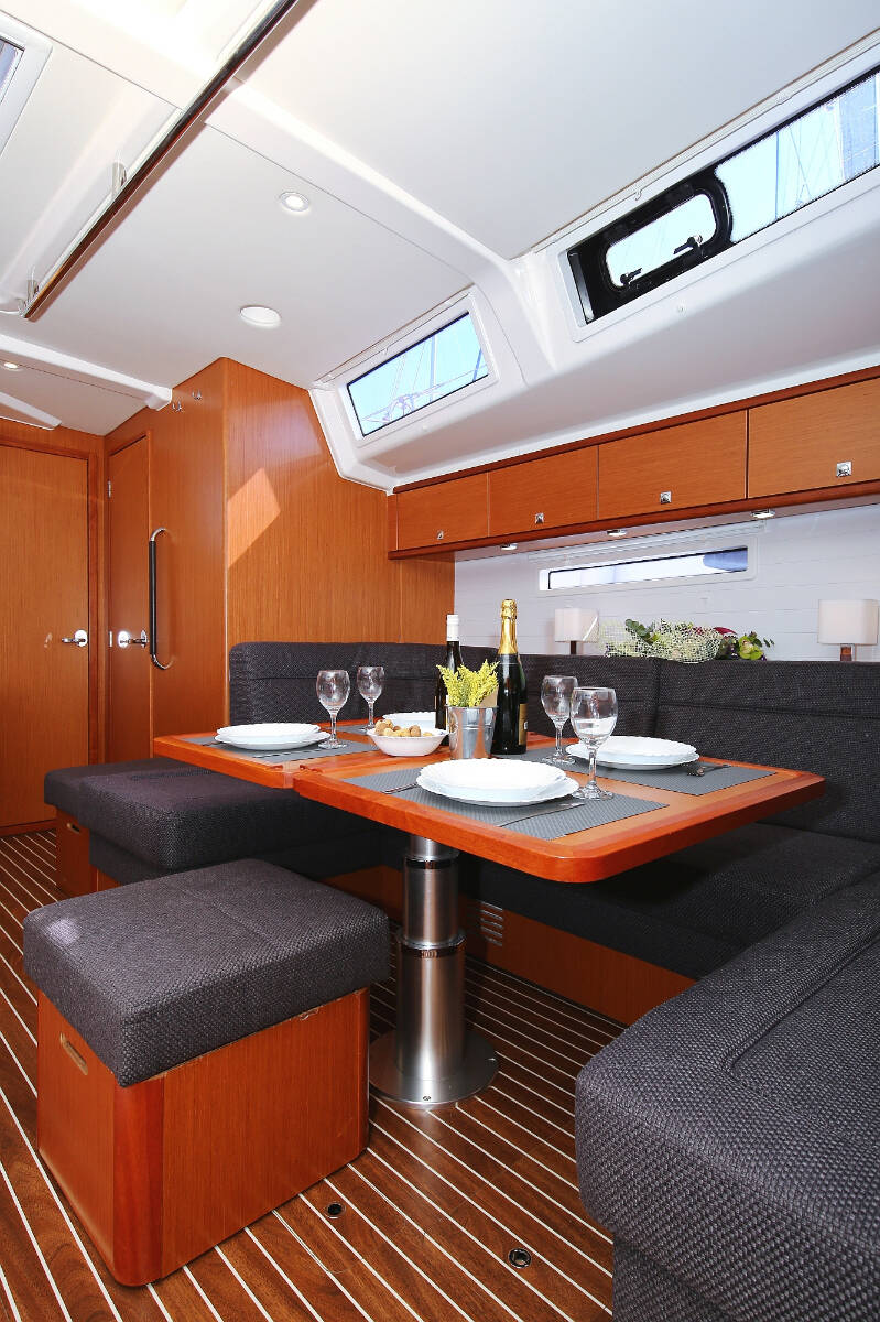 Sailing yacht Bavaria Cruiser 56 El Karinjo