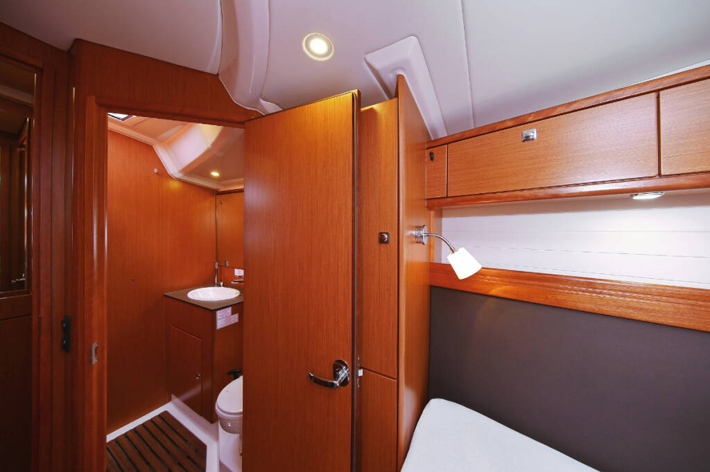 Sailing yacht Bavaria Cruiser 56 El Karinjo