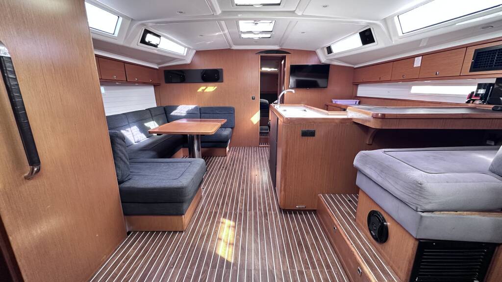 Sailing yacht Bavaria Cruiser 56 Searex