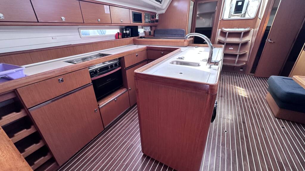 Sailing yacht Bavaria Cruiser 56 Searex