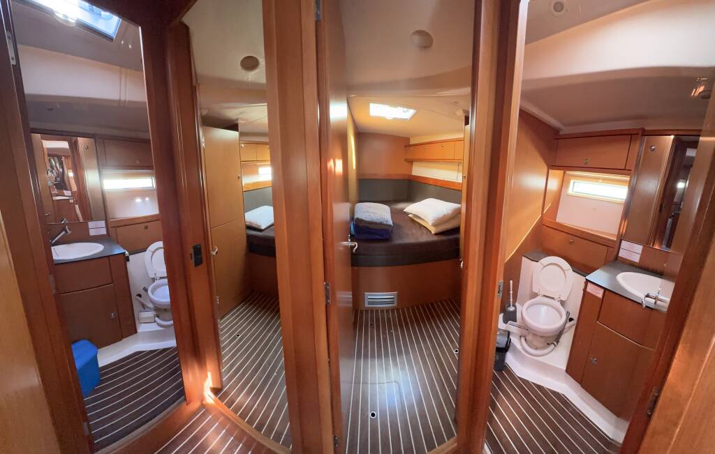 Sailing yacht Bavaria Cruiser 56 Searex