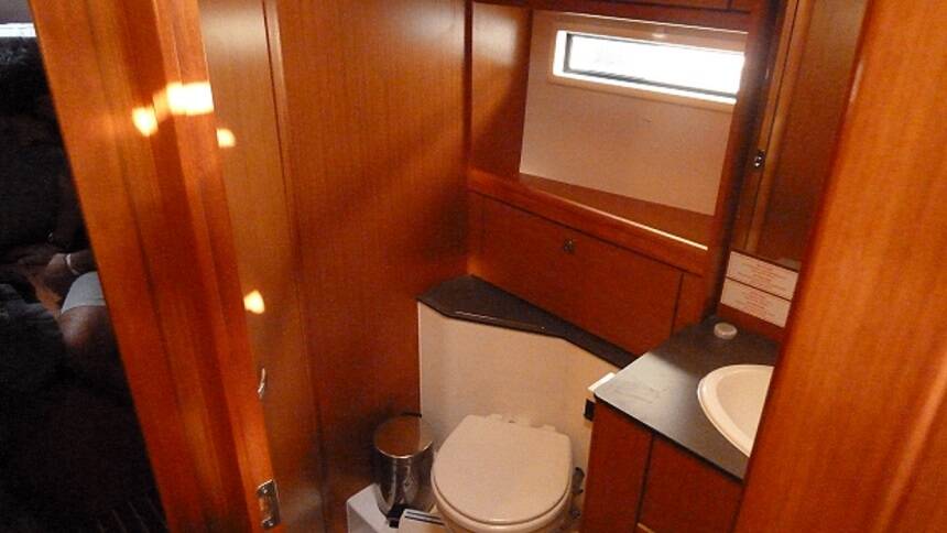 Sailing yacht Bavaria Cruiser 56 ECONOMY