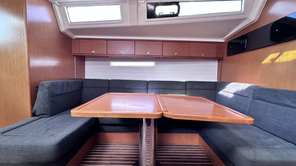 Sailing yacht Bavaria Cruiser 56 Searex