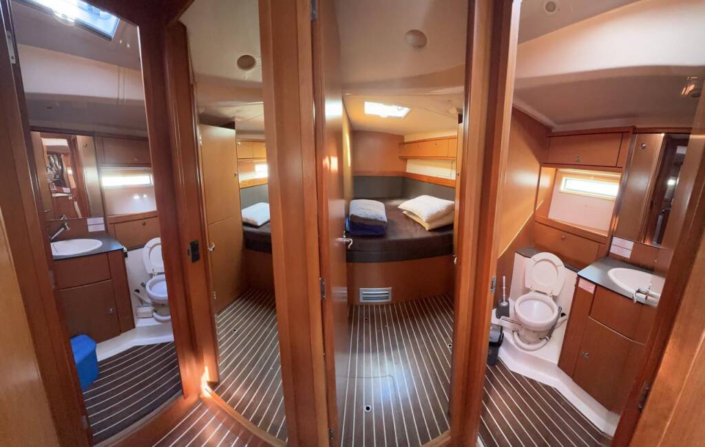 Sailing yacht Bavaria Cruiser 56 Searex