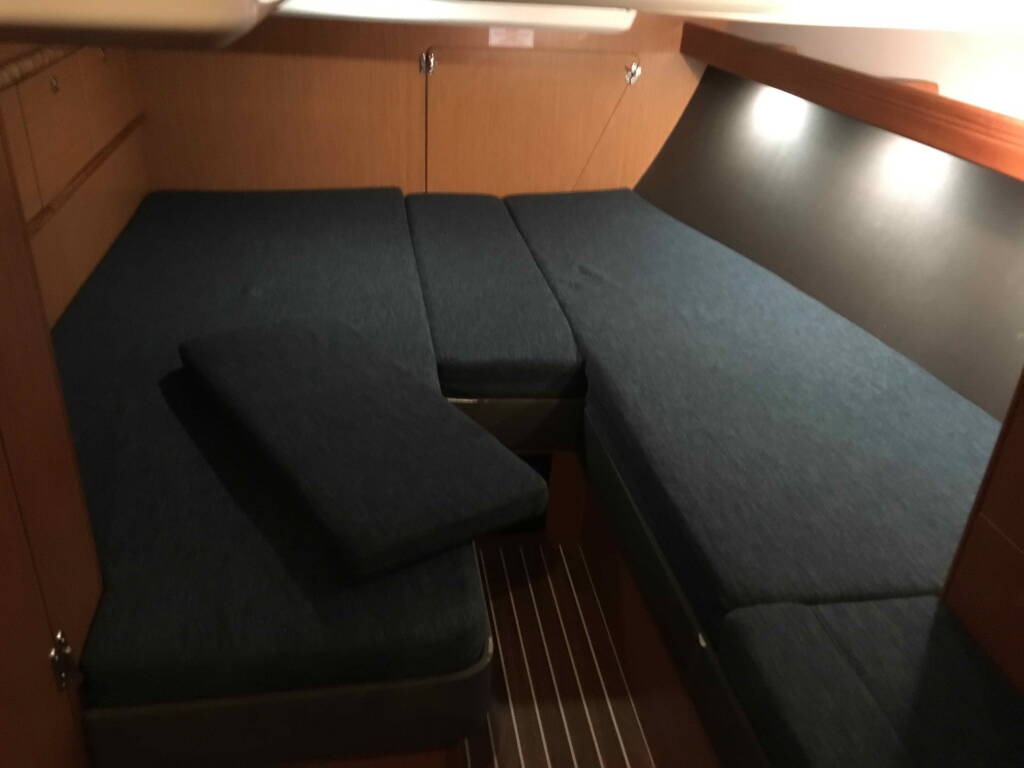 Sailing yacht Bavaria Cruiser 56 ECONOMY