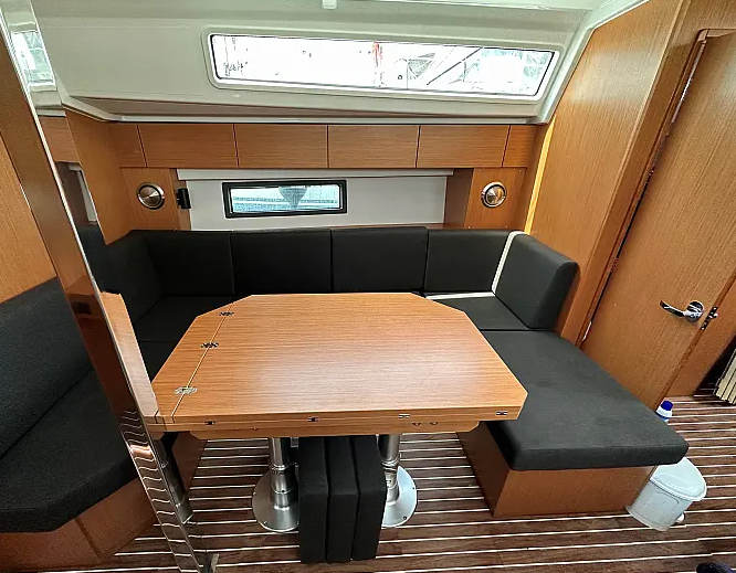 Sailing yacht Bavaria Cruiser 56 Anassa