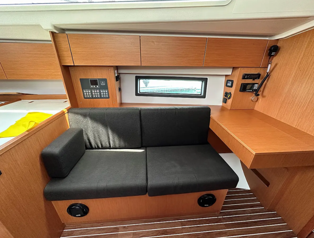 Sailing yacht Bavaria Cruiser 56 Anassa