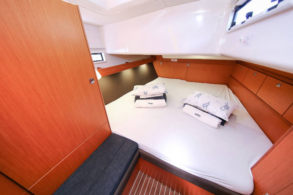 Sailing yacht Bavaria Cruiser 56 Domo