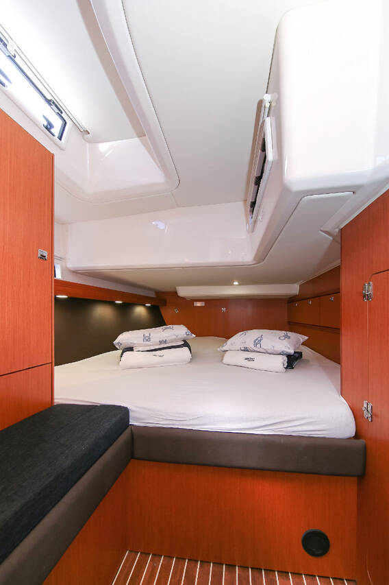 Sailing yacht Bavaria Cruiser 56 Domo