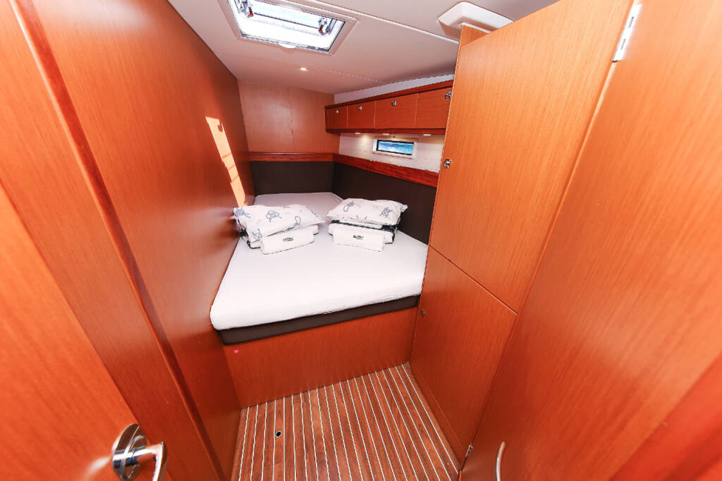 Sailing yacht Bavaria Cruiser 56 Domo