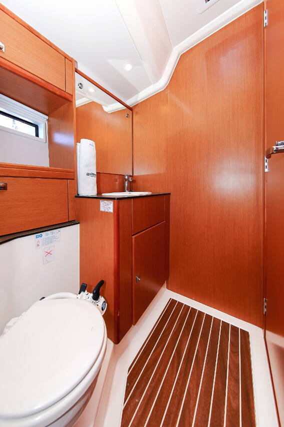 Sailing yacht Bavaria Cruiser 56 Domo