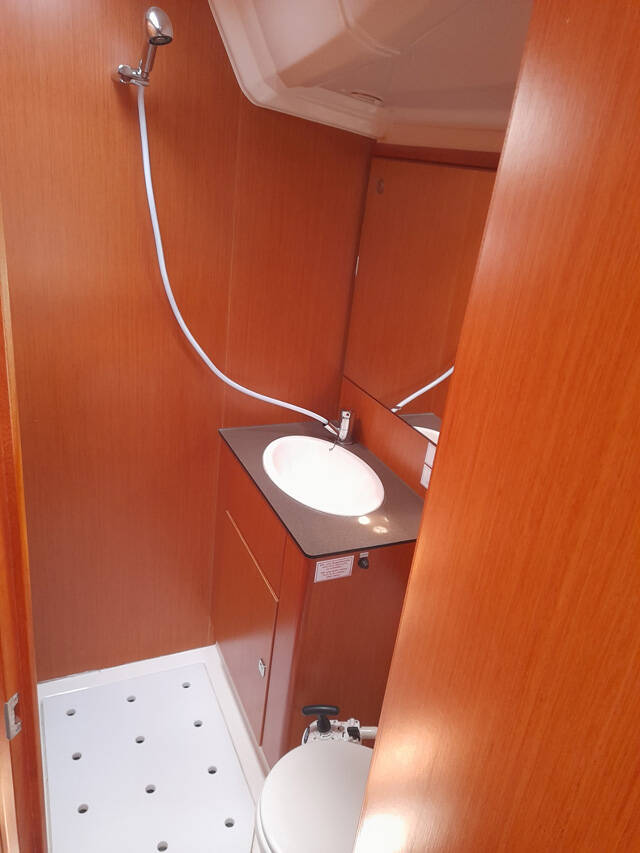 Sailing yacht Bavaria Cruiser 56 Domo