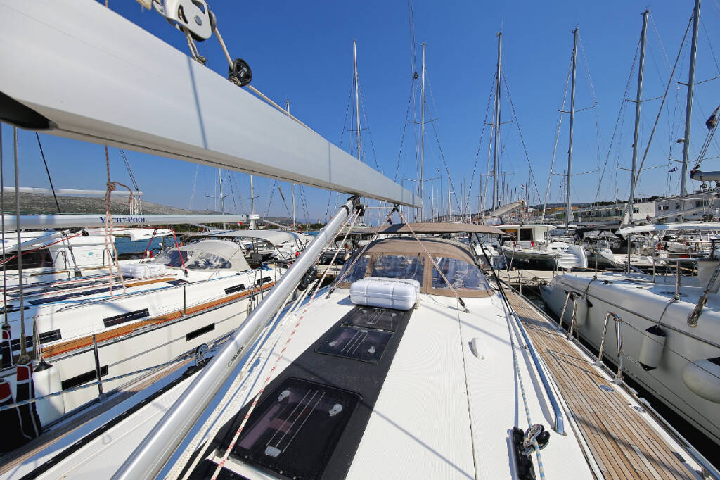 Sailing yacht Bavaria Cruiser 56 Mandy
