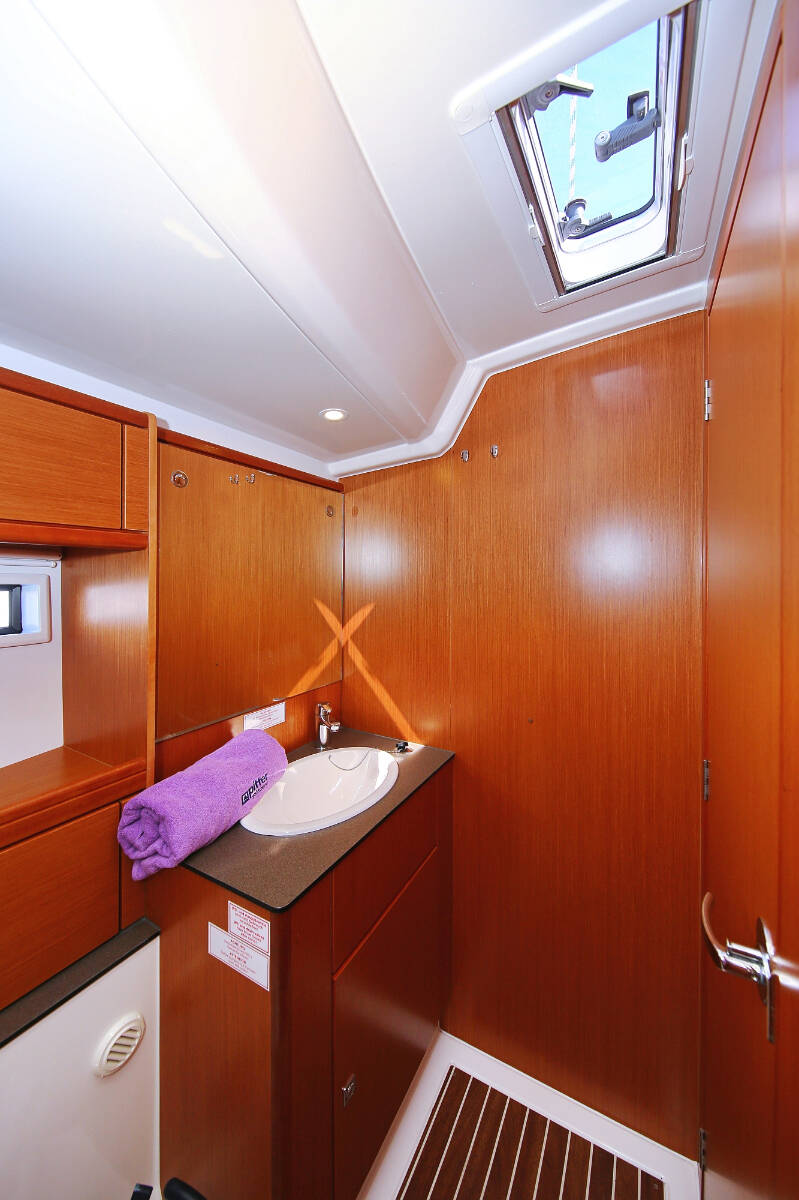 Sailing yacht Bavaria Cruiser 56 Mandy