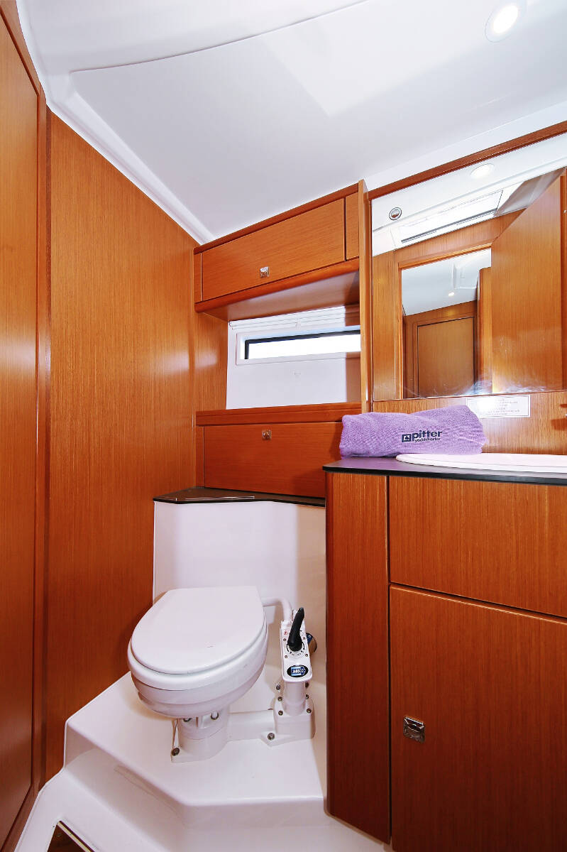 Sailing yacht Bavaria Cruiser 56 Mandy