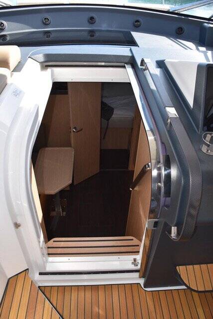 Motoryacht Bavaria SR36HT 