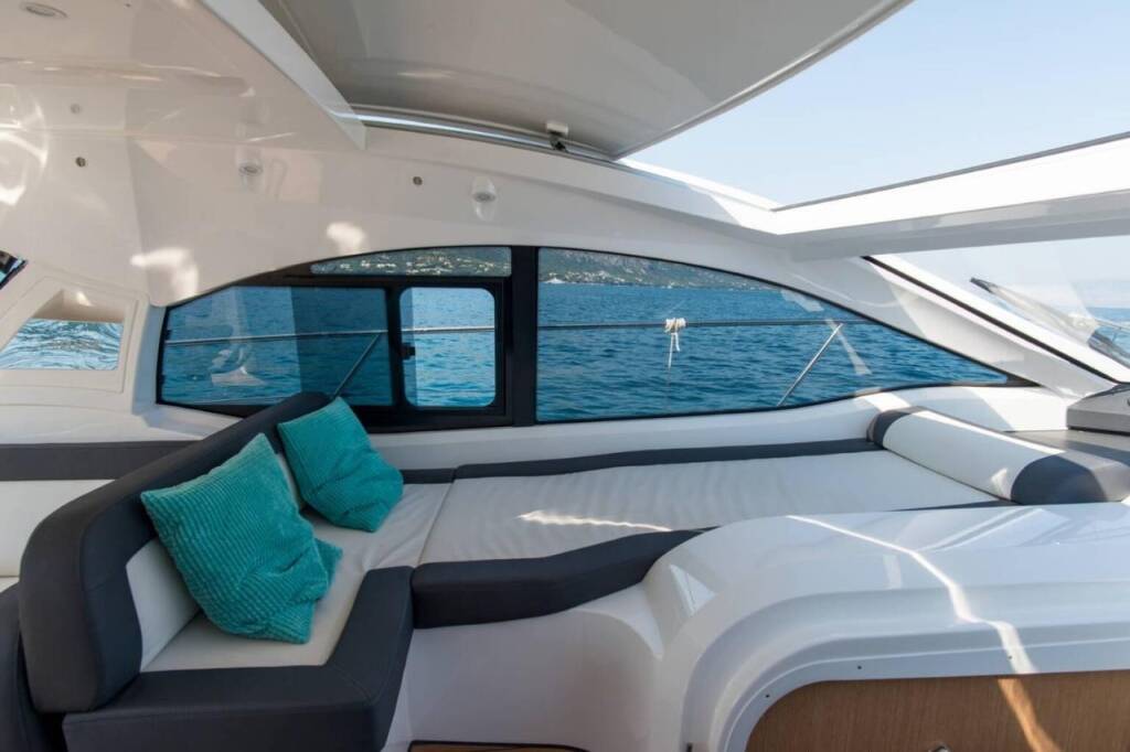 Motor yacht Bavaria SR41 Sandy I