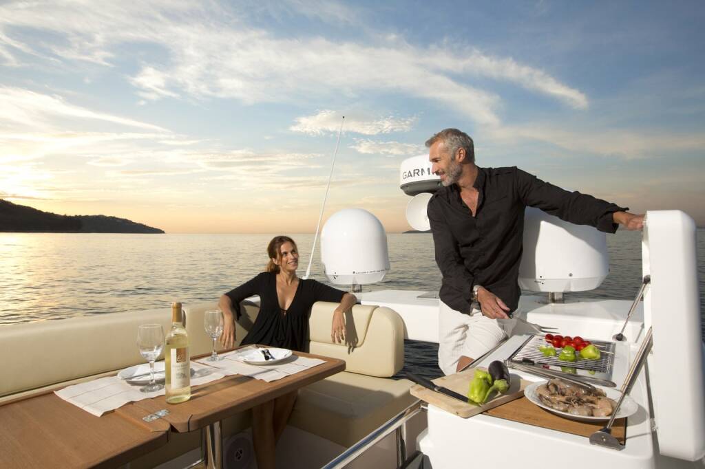 Motor yacht Bavaria Virtess 420 Lana