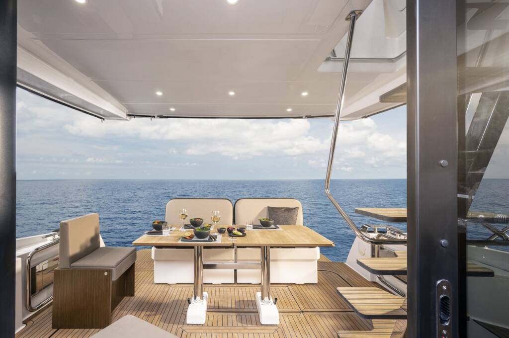 Motor yacht Bavaria Virtess 420 Lana