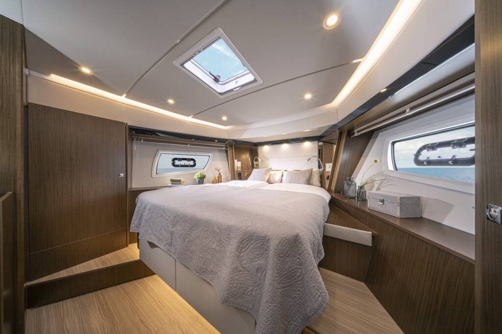 Motor yacht Bavaria Virtess 420 Lana