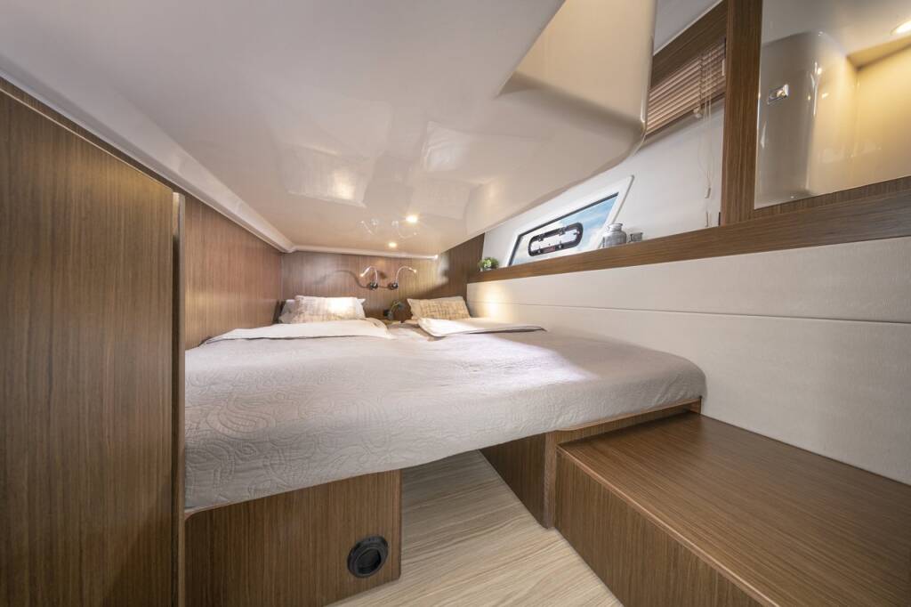 Motor yacht Bavaria Virtess 420 Lana