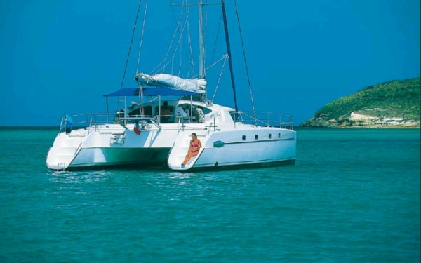 Belize 43 Artemis K Lefkas, D-Marin